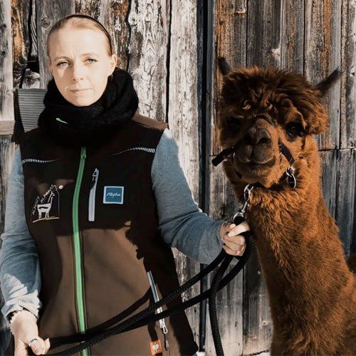 Susi von Alpen Alpakas UG