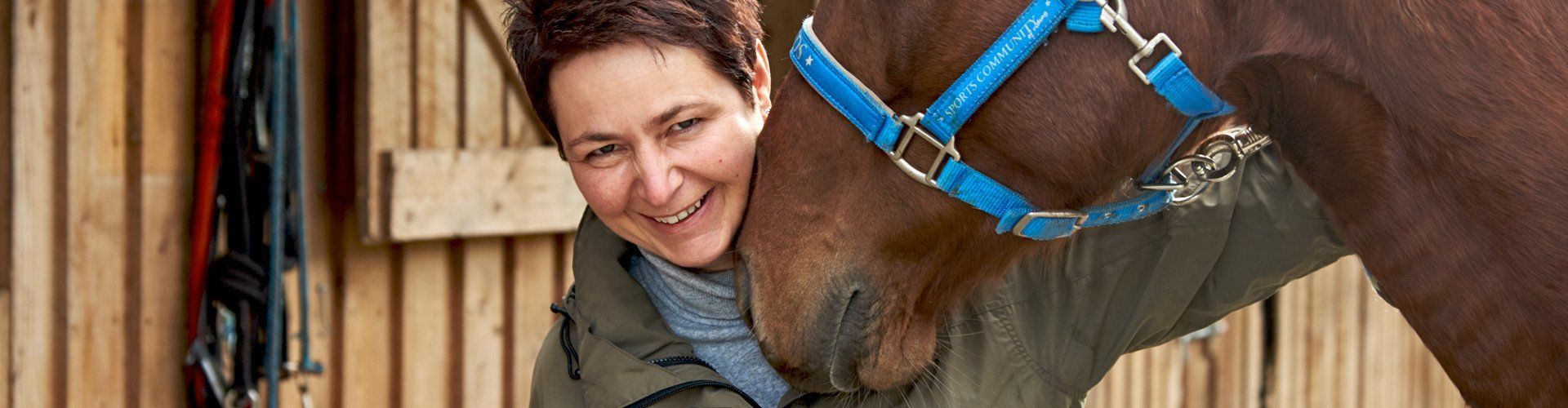 Tierarztbehandlung im Reitstall