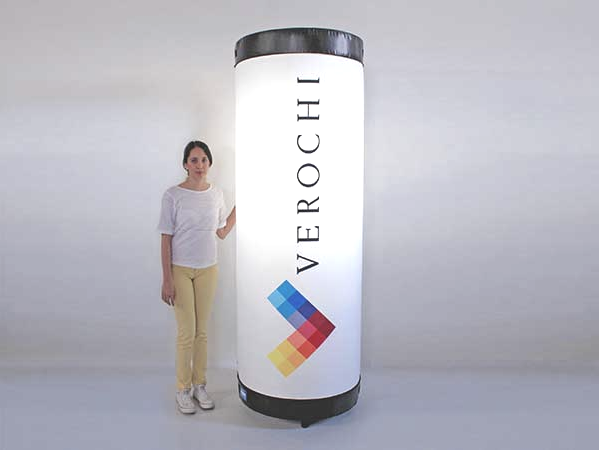 Totem publicitario iluminado Totem publicitario iluminado