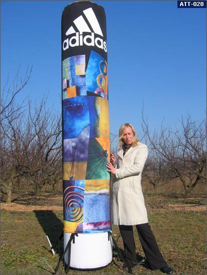 Totem publicitario