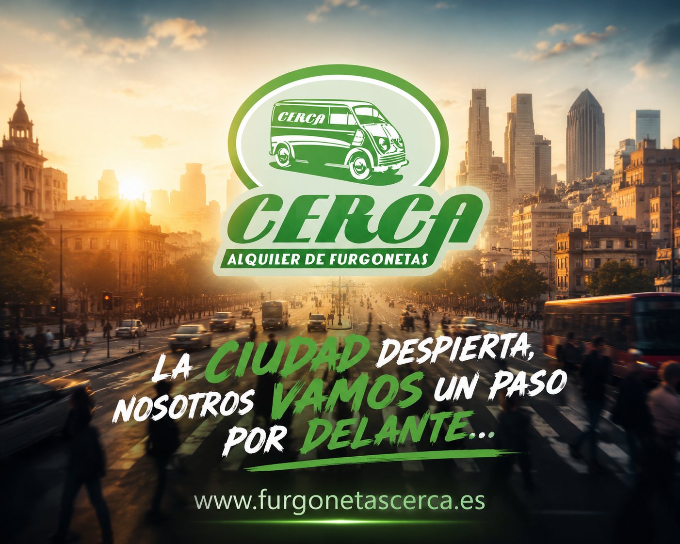 Puede introducir texto para una información sobre herramientas que se mostrará cuando los usuarios pasen el cursor por encima de la imagen. Ciudad despertándose al amanecer con tráfico urbano difuminado y el logo de Cerca Alquiler De Furgonetas emergiendo en el centro junto al mensaje “La ciudad despierta, nosotros vamos un paso por delante”.