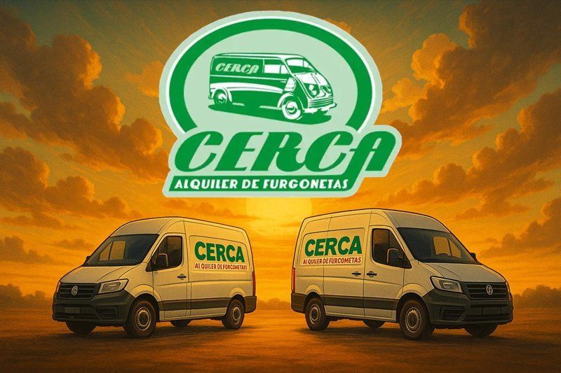 Cerca Alquiler de Furgonetas – Flota profesional lista para ayudarte cuando más lo necesitas Dos furgonetas de alquiler de Cerca al atardecer con el logo clásico en grande, listas para trabajar en toda España