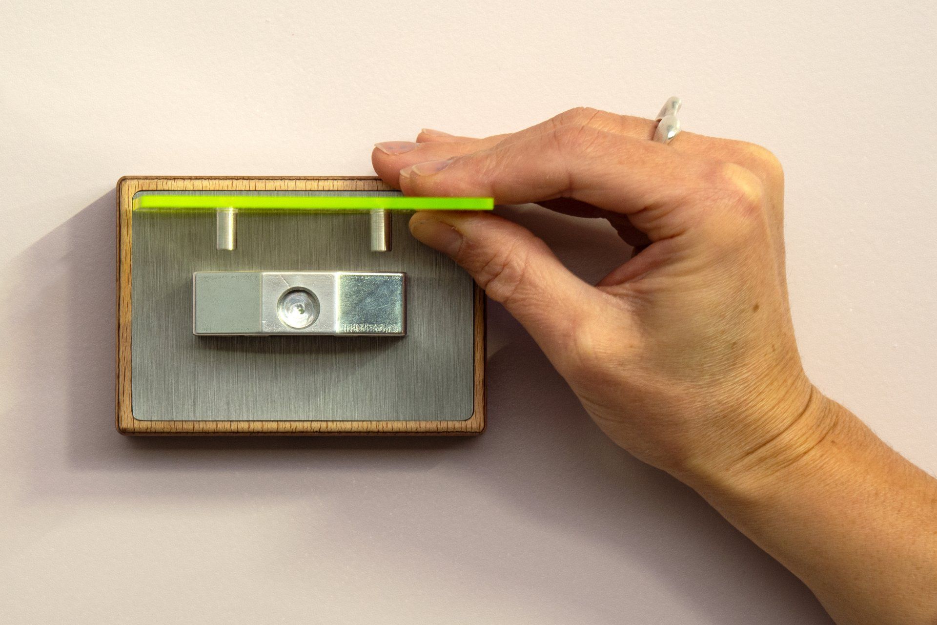 Lichtwahn - VariSphäre einsetzen der Farbscheibe