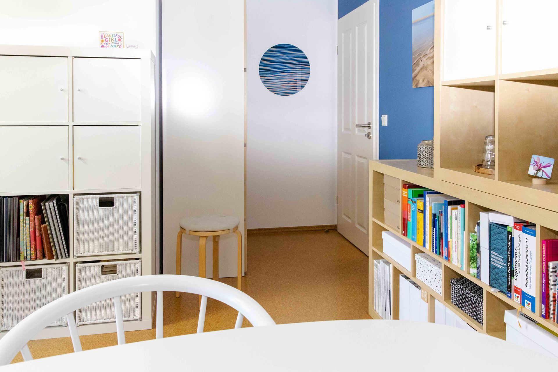 brigitte_borchers_schoener_wohnen_arbeiten_einrichtungsberatung_innenraumgestaltung_farbberatung_wandfarben_farbkonzept_polsterung_badgestaltung_wohnzimmergstaltung_eingangsbereichgestaltung_schlafzimmergestaltung_Treppenhausgestaltung_Kreativbuero