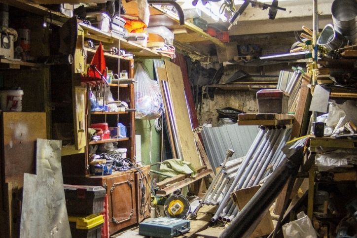 Svuota cantine, garage, locali Guidonia Roma — Quando svuotare senza stress