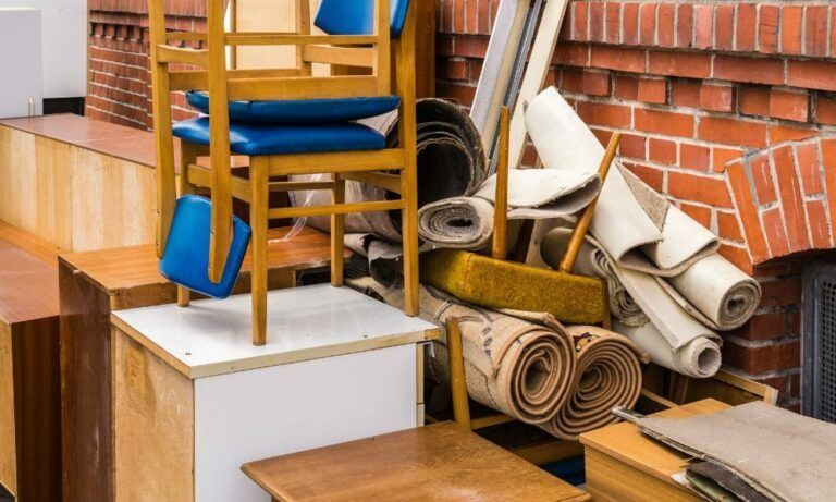 Sgombero mobili e rifiuti