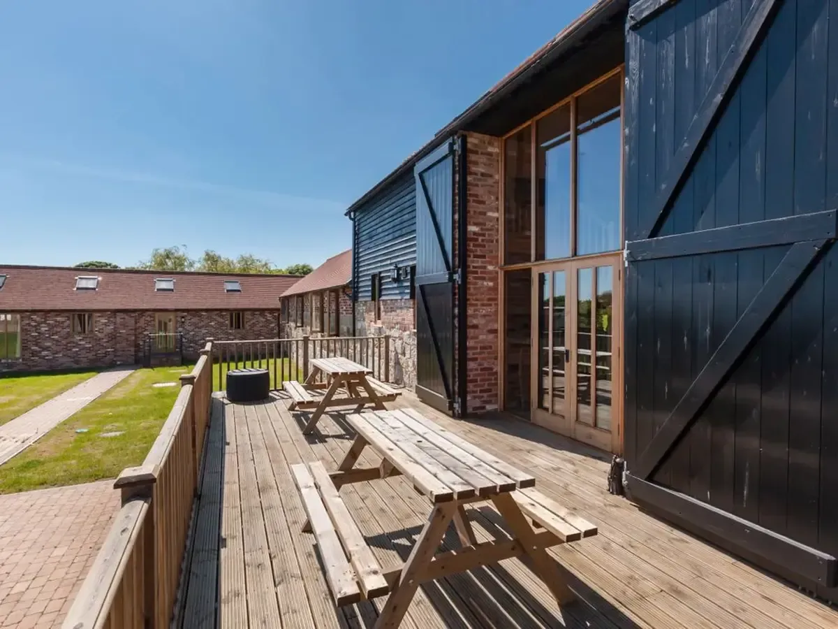 Your dog boards and trains with us!