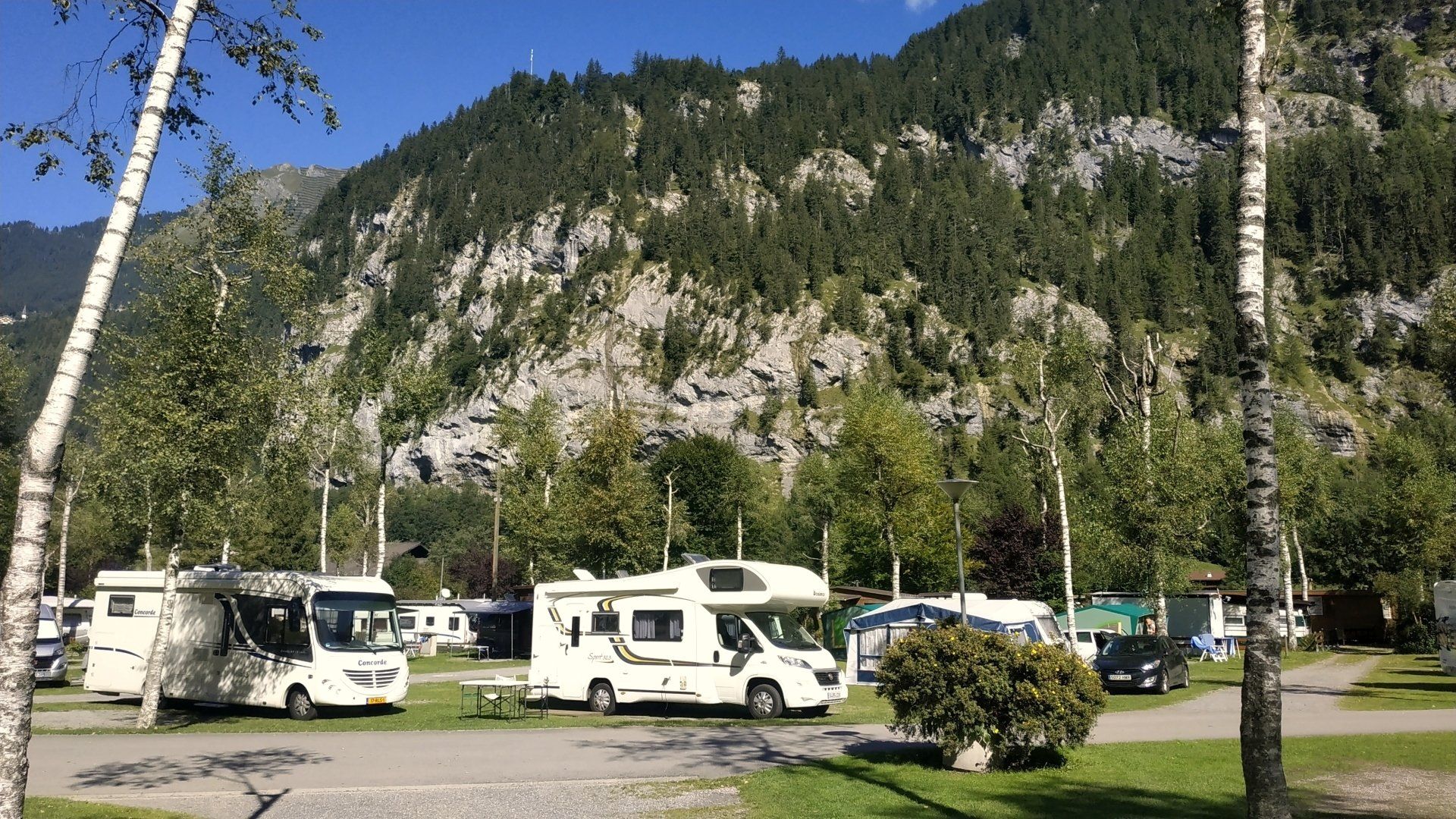 Nosotros a Happy Van