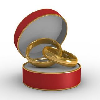 Der große Tag ist da und die Ringe werden getauscht Der große Tag ist da und die Ringe werden getauscht