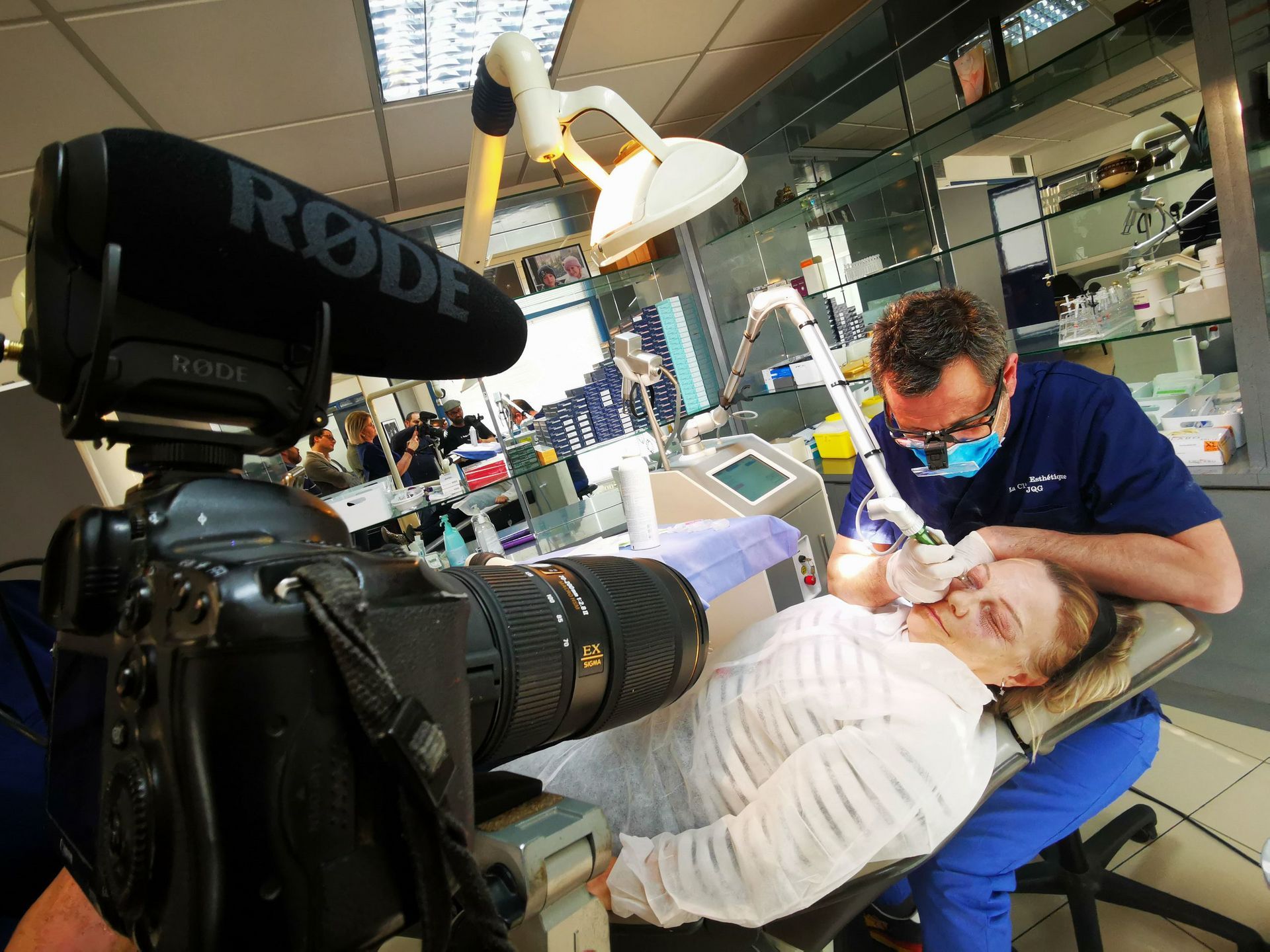 blepharoplastie medicale realisé par le docteur quezel guerraz a perpignan