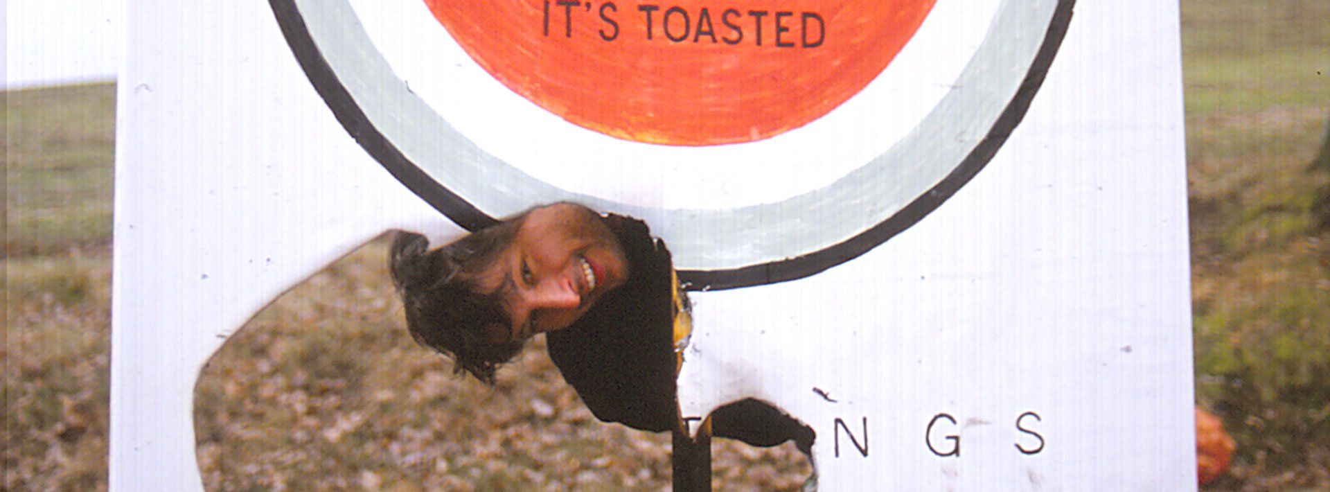 Performance/painting. Toasting a painting. Performance/painting. Toasting a painting.