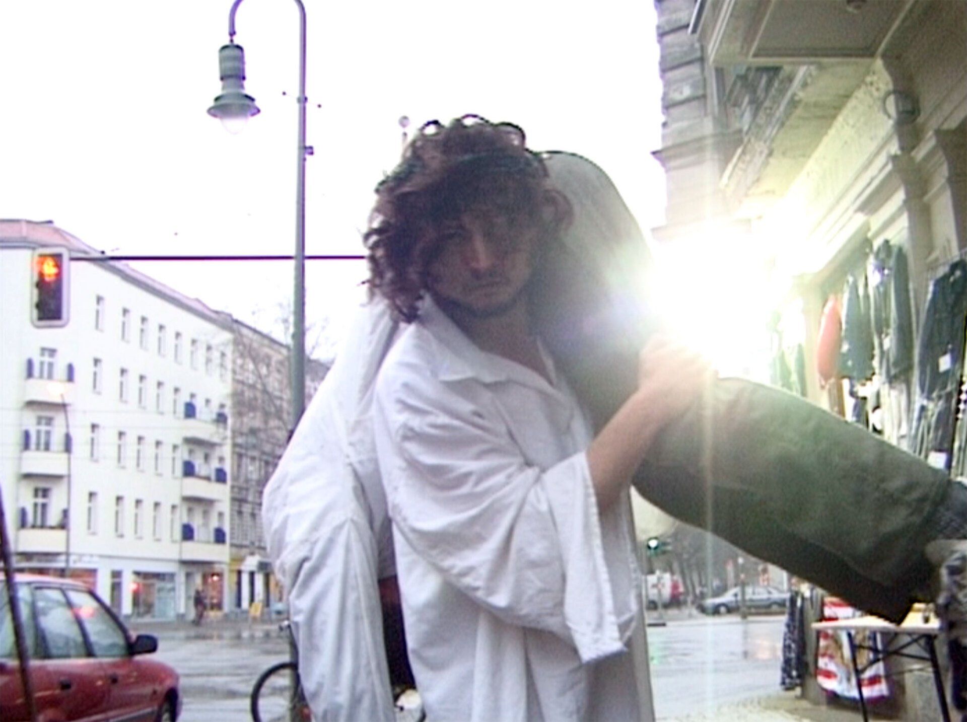 „Zero“ (film still) by Sebastian Bieniek, 2002 „Zero“ (film still) by Sebastian Bieniek, 2002