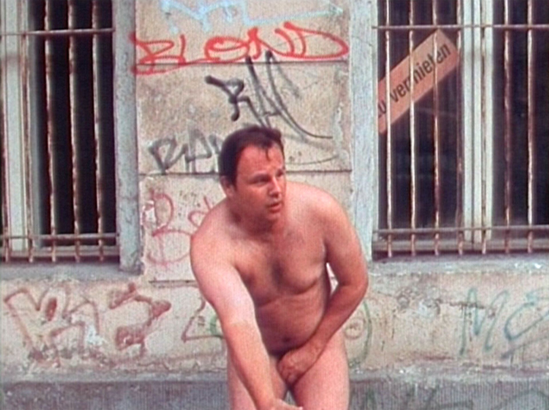 Sebastian Bieniek, Entschuldigung Laterne, Kurzfilm, Absurdes Kino, Frank Jacob Sebastian Bieniek, Entschuldigung Laterne, Kurzfilm, Absurdes Kino, Frank Jacob