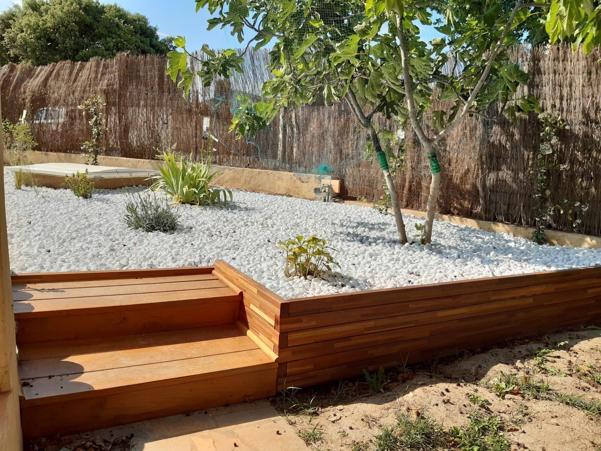 Entretien de jardin à SAINT CANNAT - Aménagement de jardin à SAINT CANNAT près de ROGNES