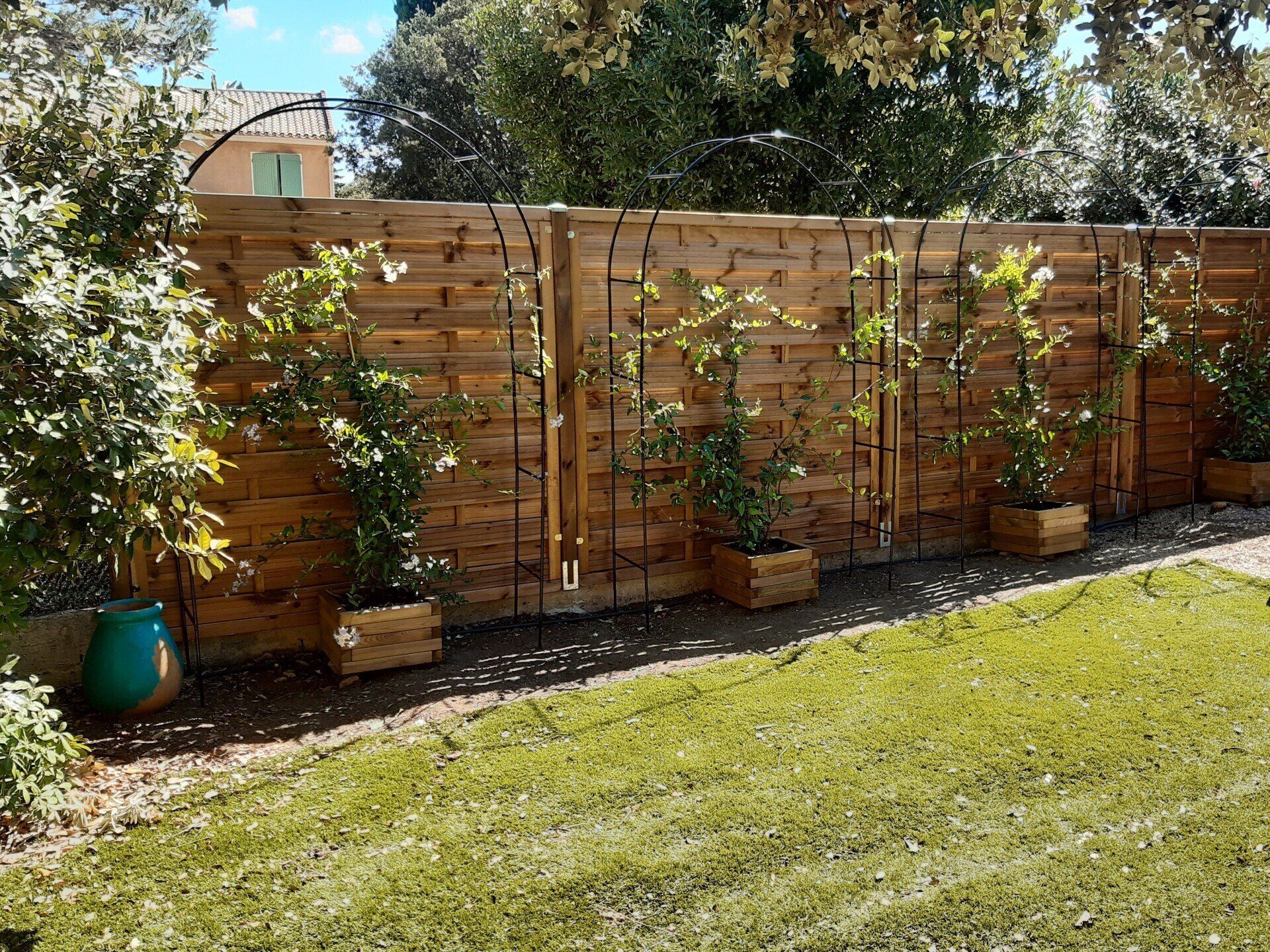 Entretien de jardin à SAINT CANNAT près de LAMBESC