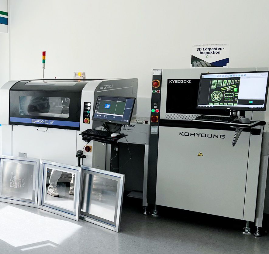 Schablonenreinigung mit MBtech Cleaning Systems
Schablonendruck mit dem FUJI GPX CII
Lotpasteninspek