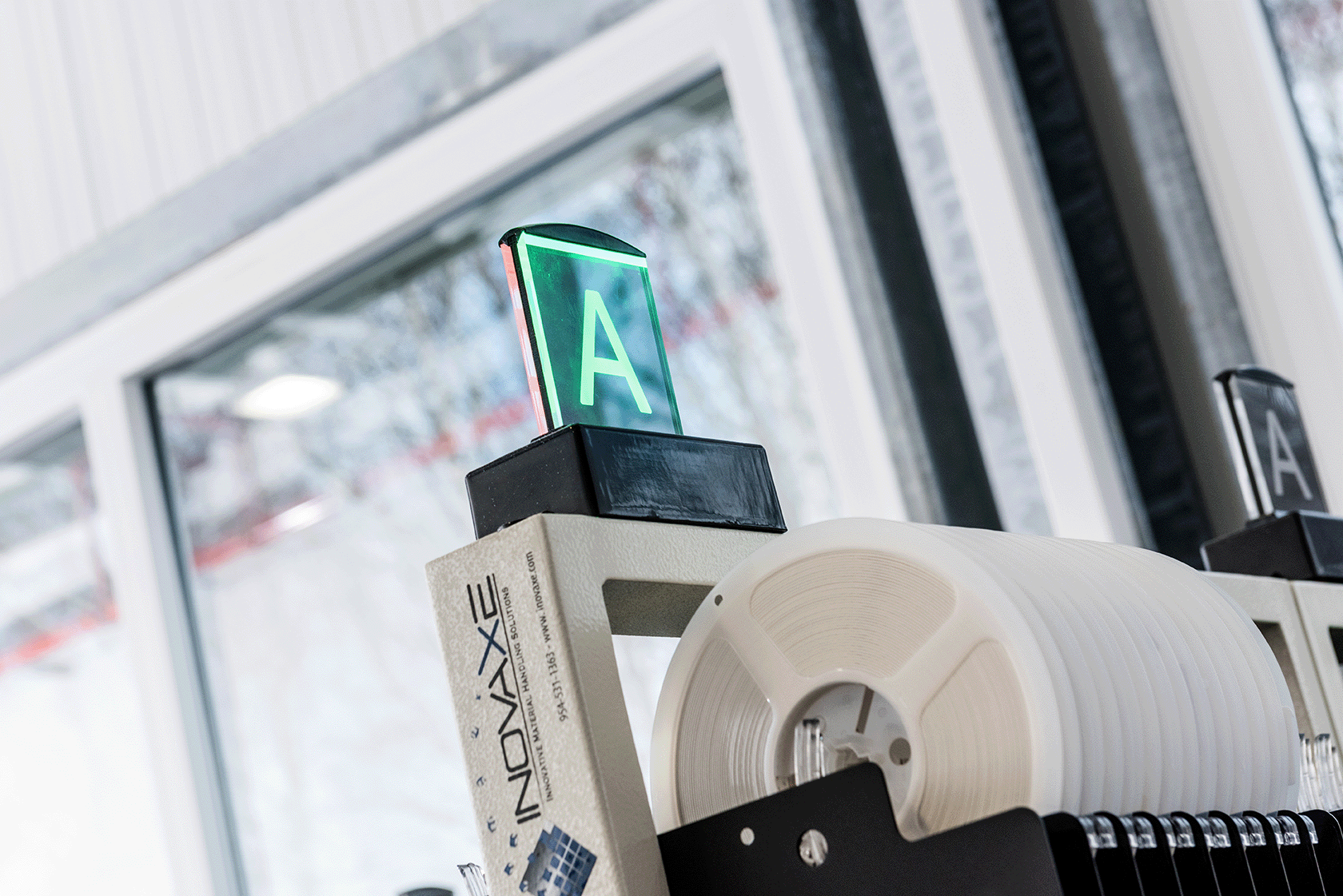 Close Up Light Beacon eines Inovaxe Regals