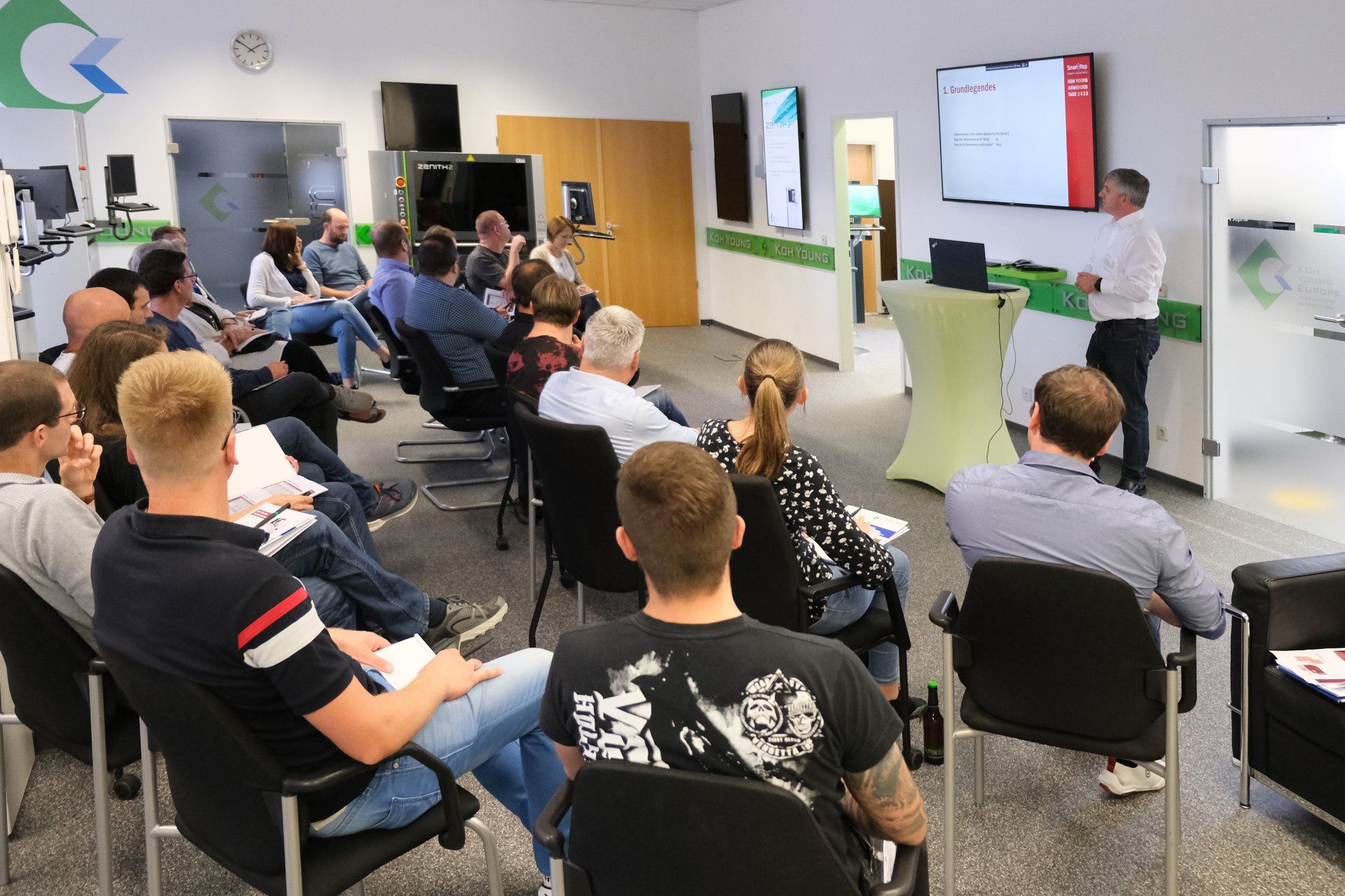 Foto von Vortrag bei den Koh Young Anwendertagen
