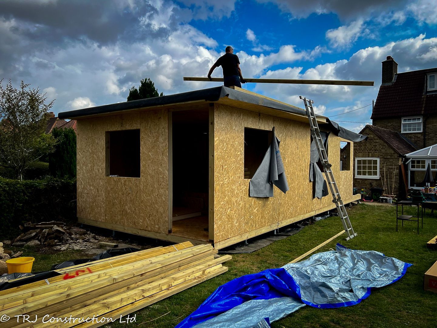 SIP panel home with efficient heating