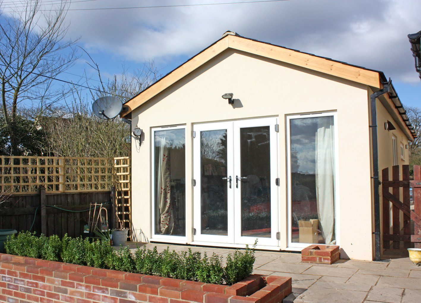 Granny annexe with eco-friendly insulation