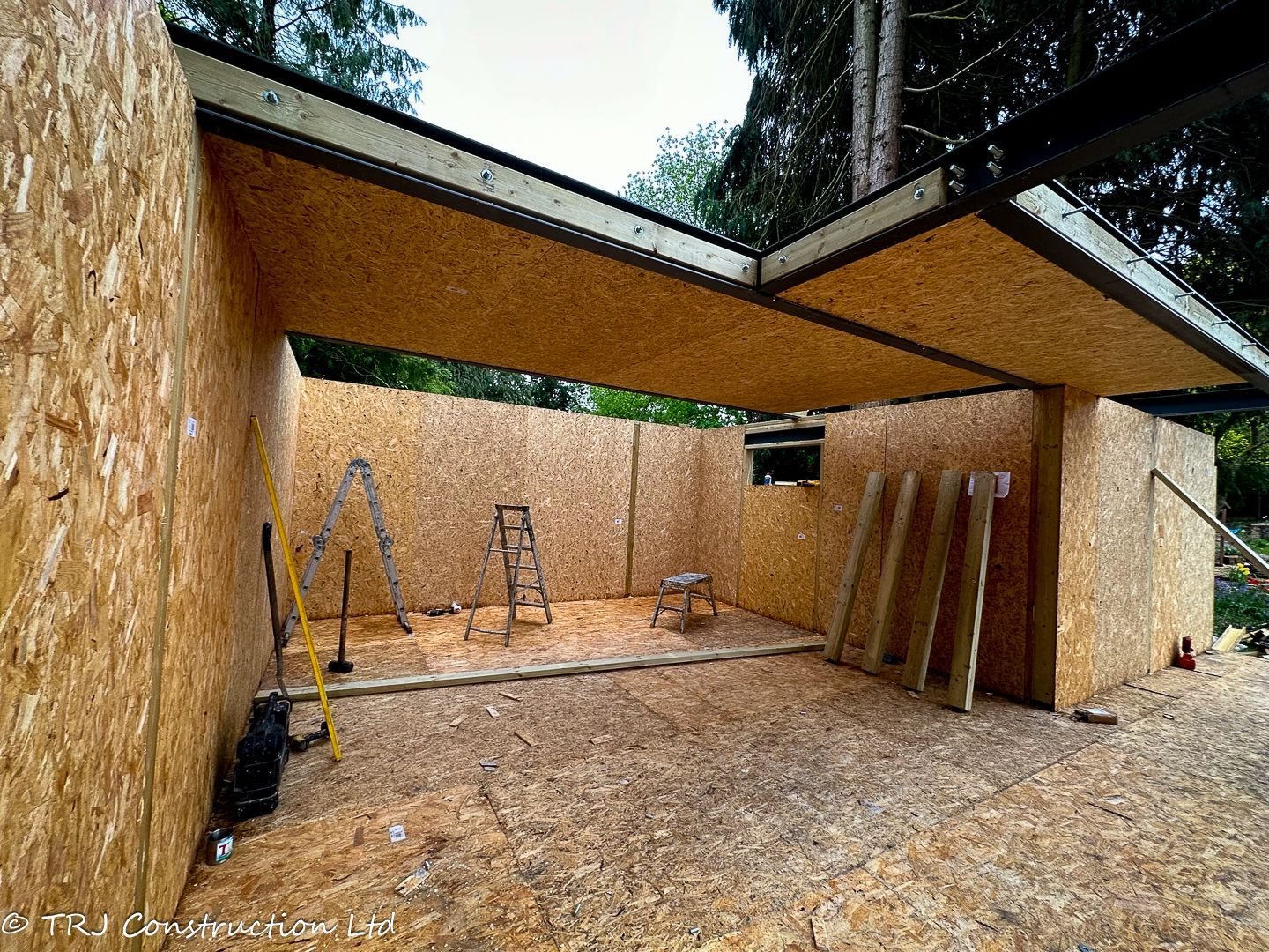 SIP panels used for a sustainable and airtight roof structure.