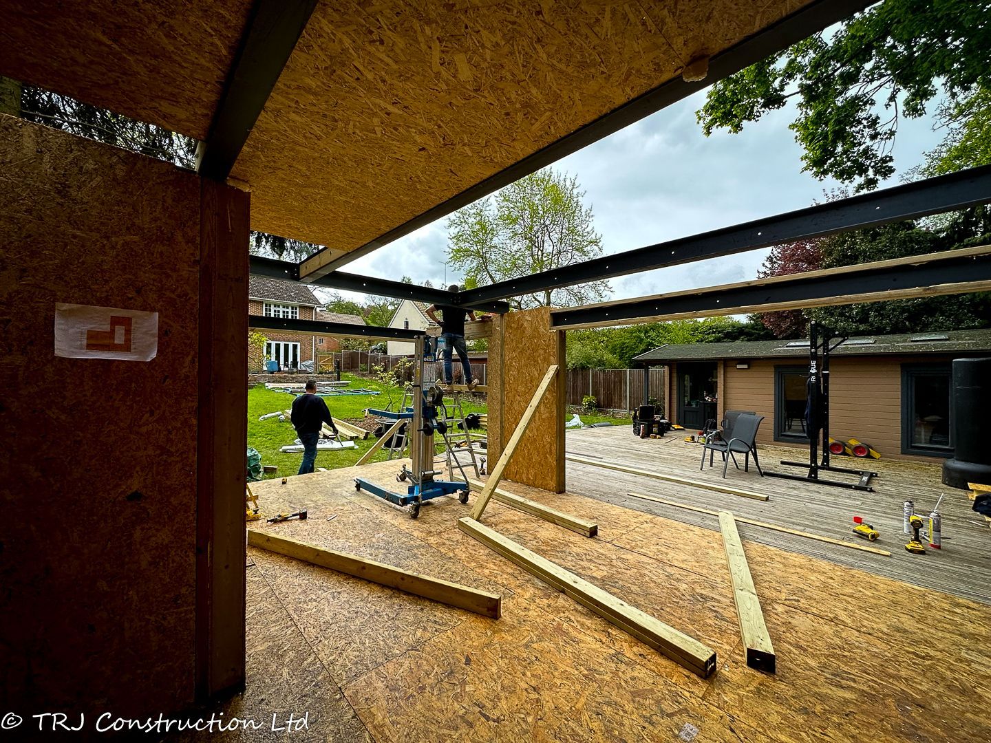 SIP panels used for a sustainable and airtight roof structure.