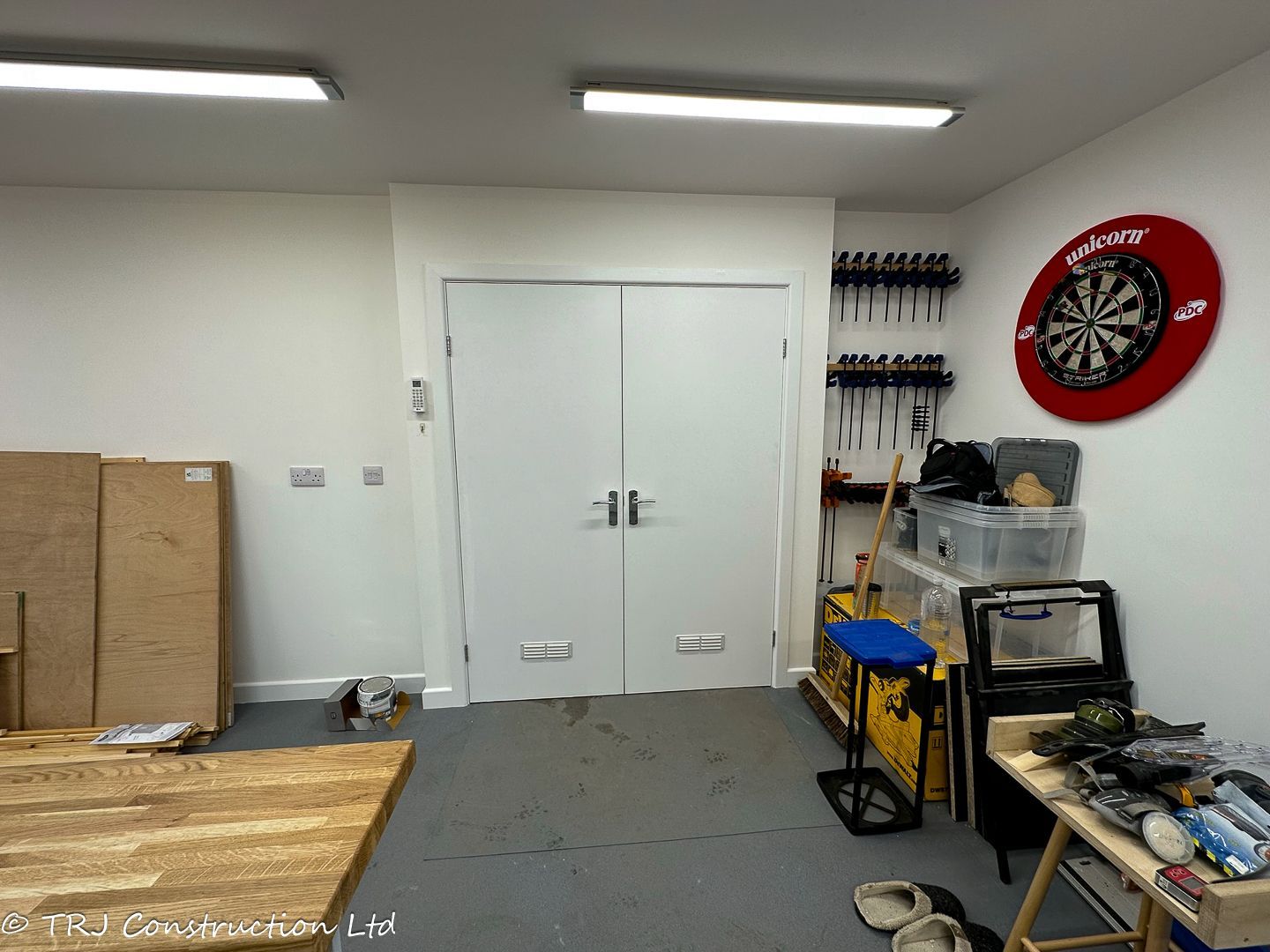 insulated SIP garden room workspace by TRJ Construction