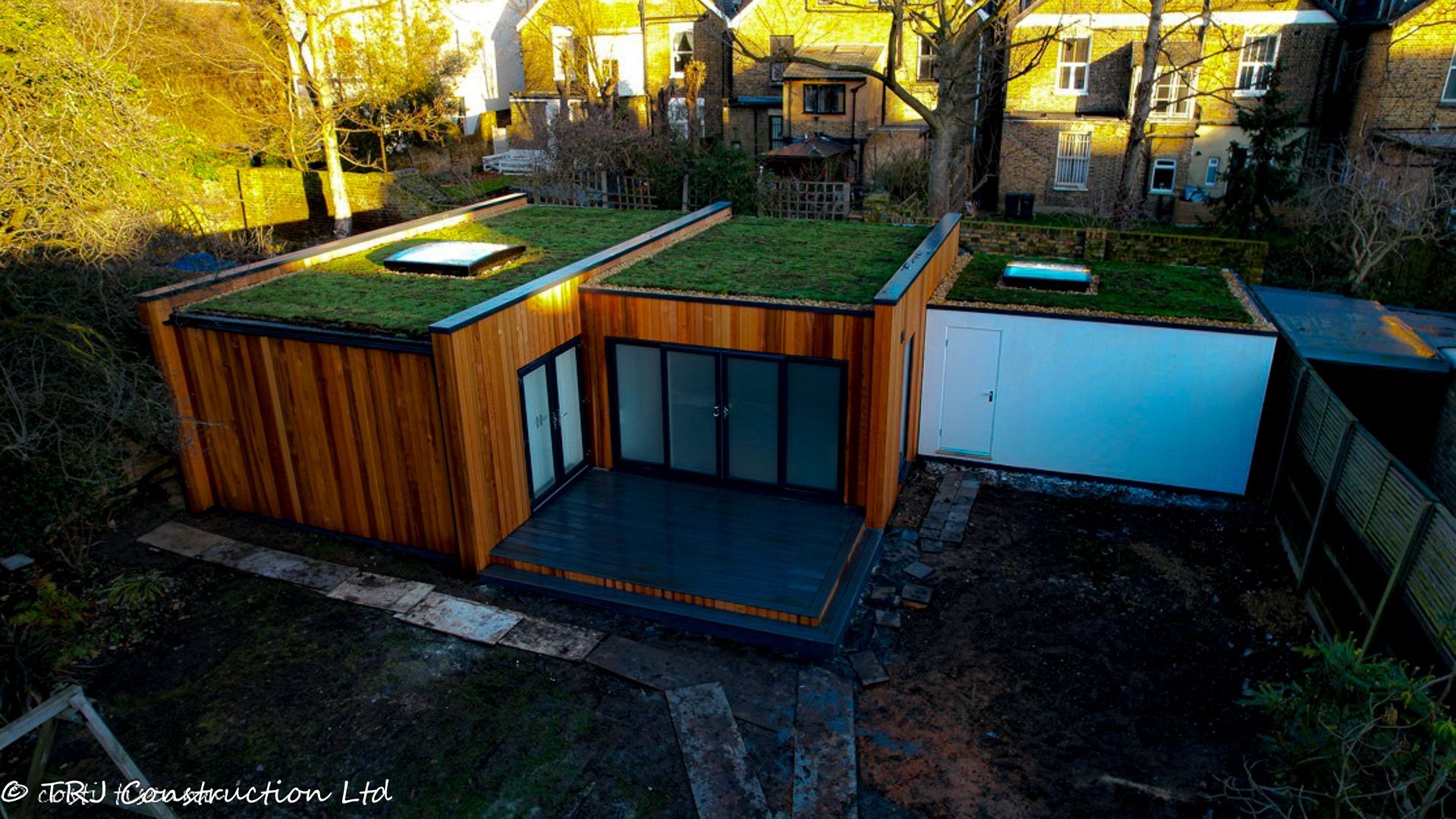 art studio to work from home built with SIP panels and screw pile foundation