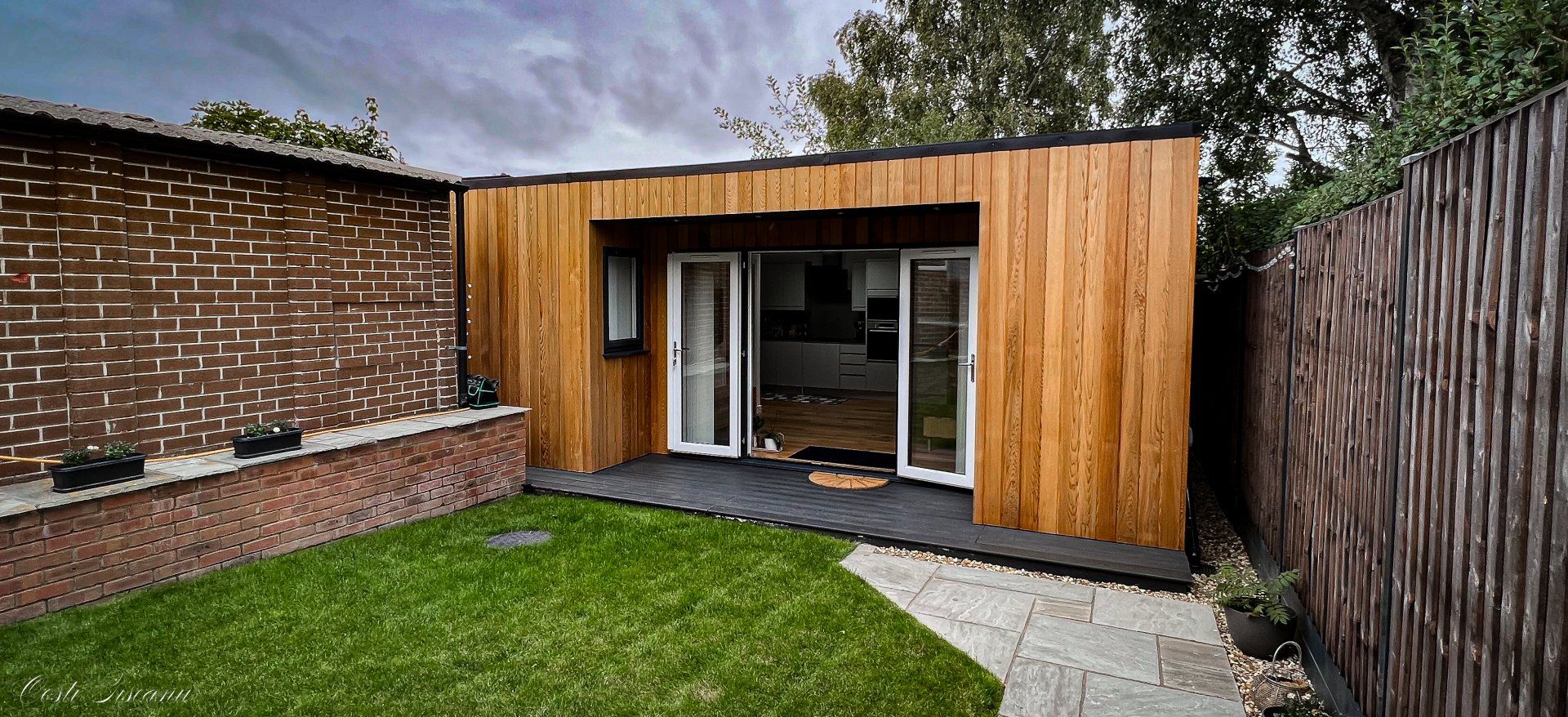 Planning-approved granny annexe with integrated utilities and insulation