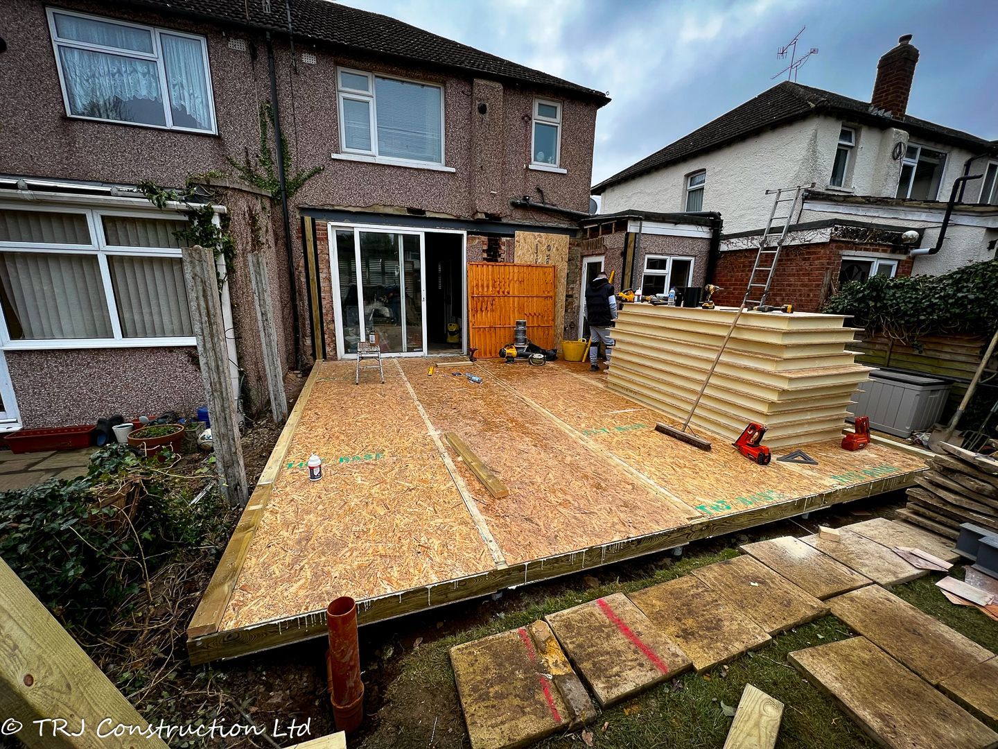 Annexe; garden room; garden rooms; granny annexe; gym garden room; home extension; personal gym room; sip house; sip panels; trj construction ltd;