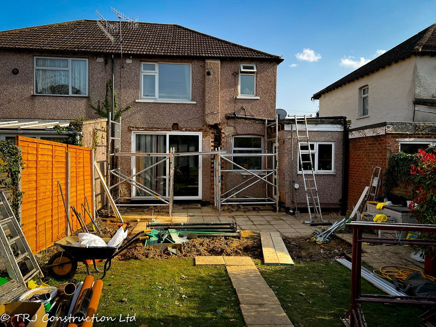 Annexe; garden room; garden rooms; granny annexe; gym garden room; home extension; personal gym room; sip house; sip panels; trj construction ltd;