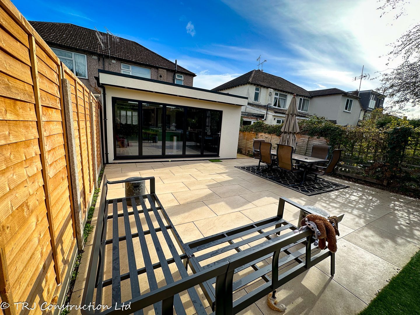 Bespoke garden room designed to meet exact client requirements by TRJ Construction Ltd