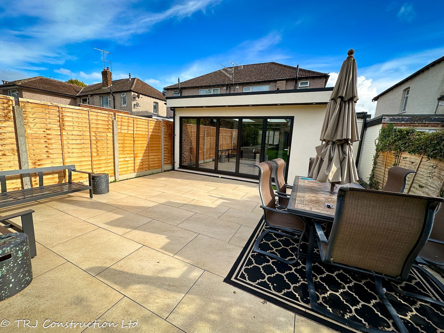 Bespoke garden room designed to meet exact client requirements by TRJ Construction Ltd