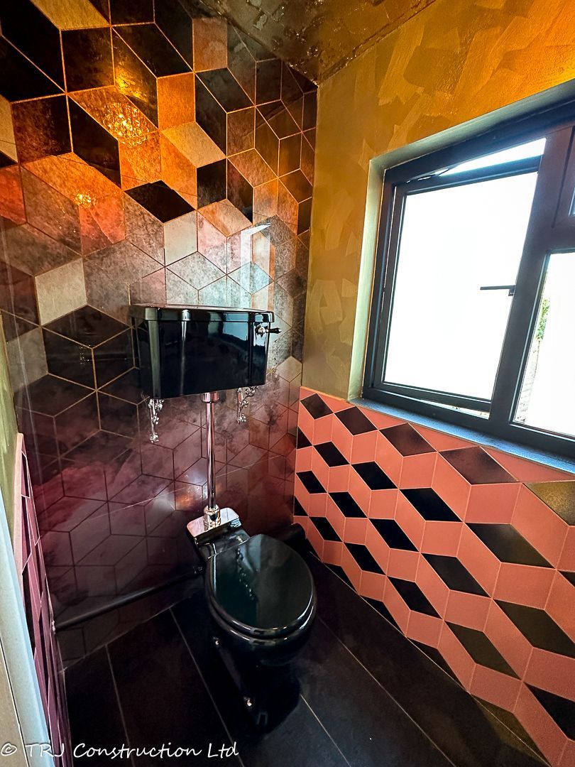 Bespoke garden room designed to meet exact client requirements by TRJ Construction Ltd