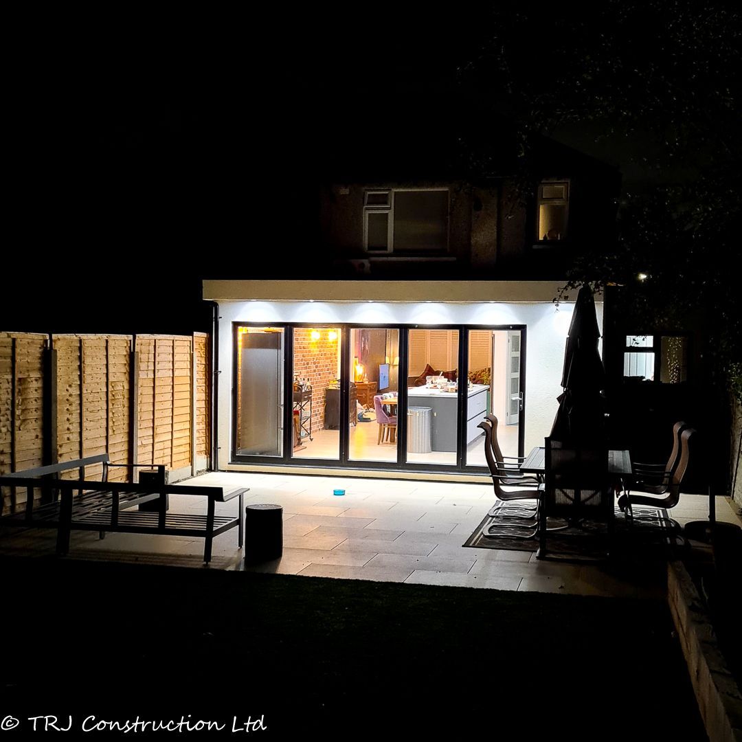 Bespoke garden room designed to meet exact client requirements by TRJ Construction Ltd