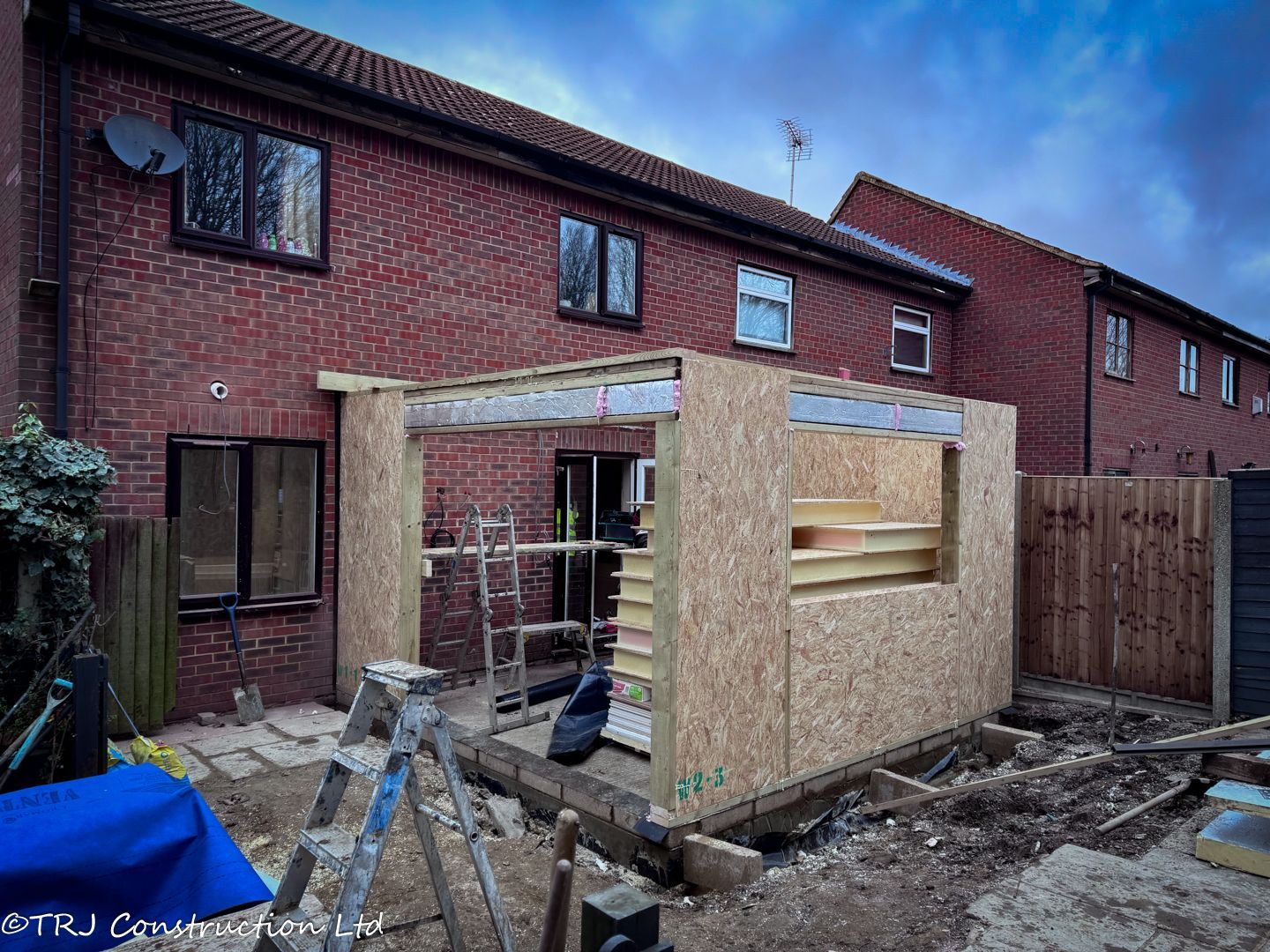 Bespoke garden building with insulated walls