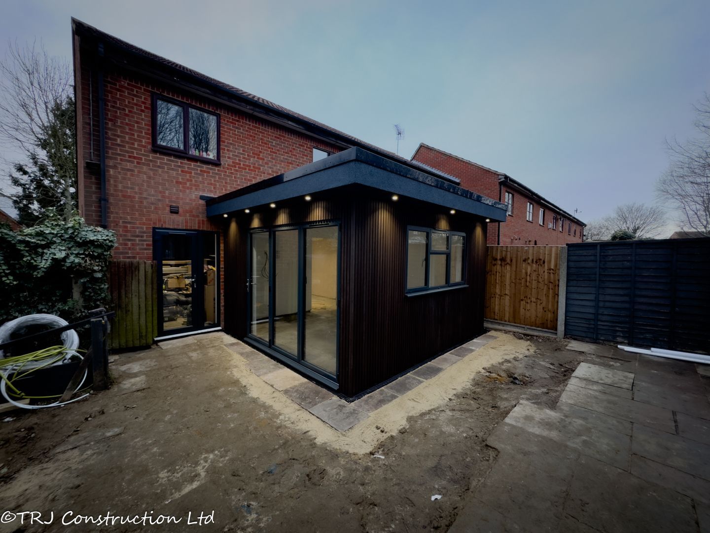 Custom garden building for art studio