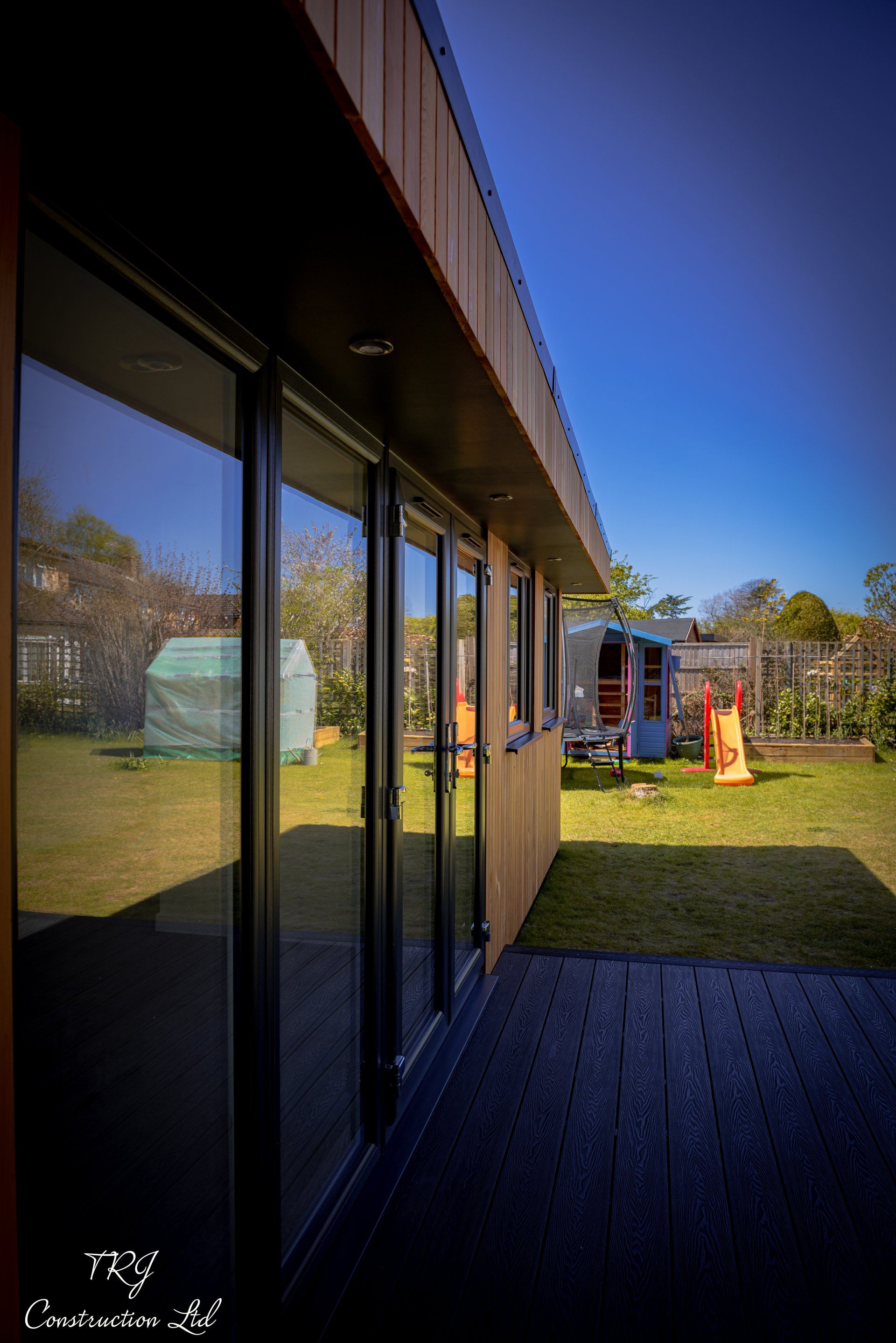 garden office in Enfield