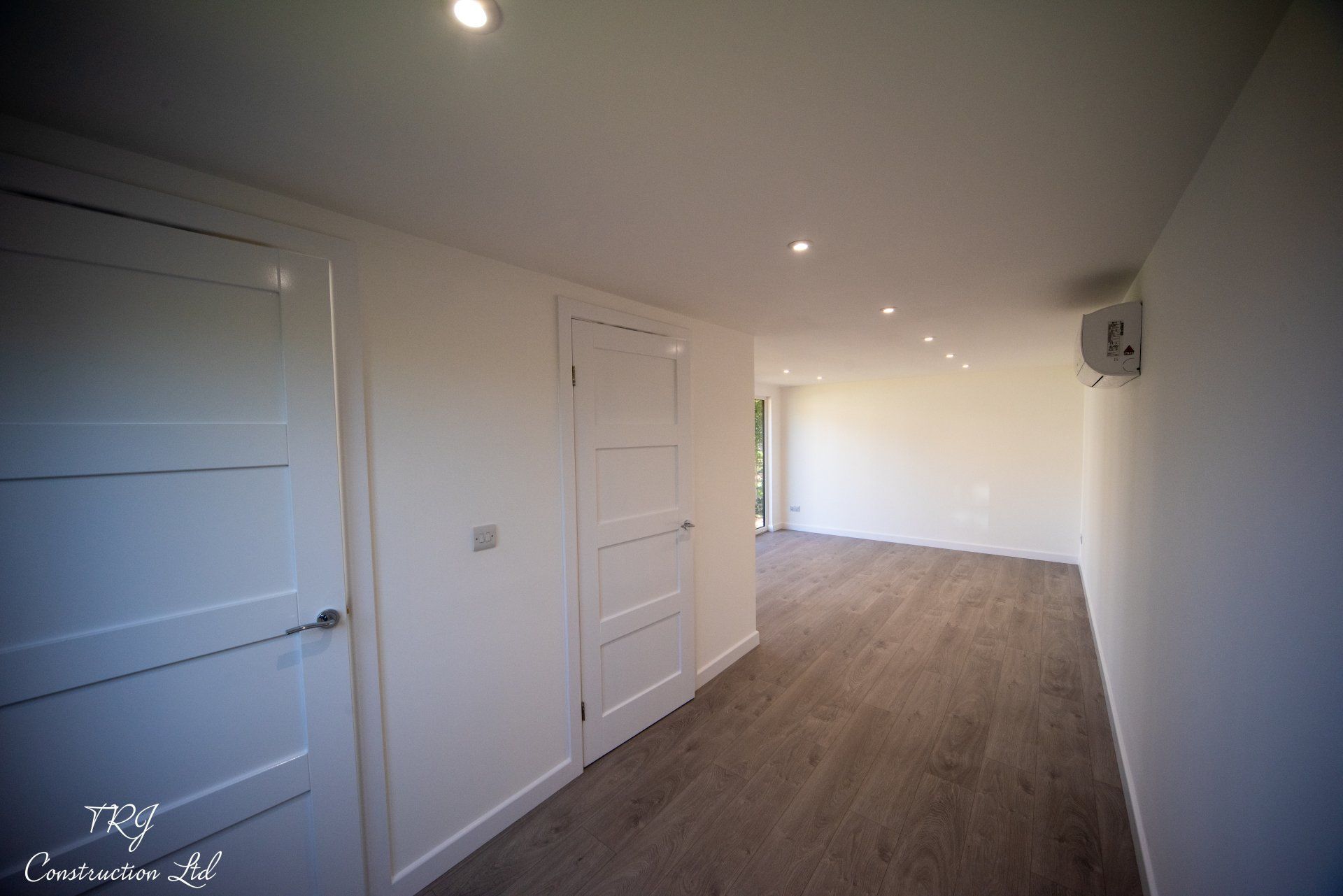 garden office in Ponders End