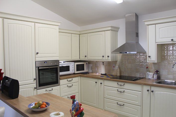 Custom-built annexe with separate entrance and private garden space