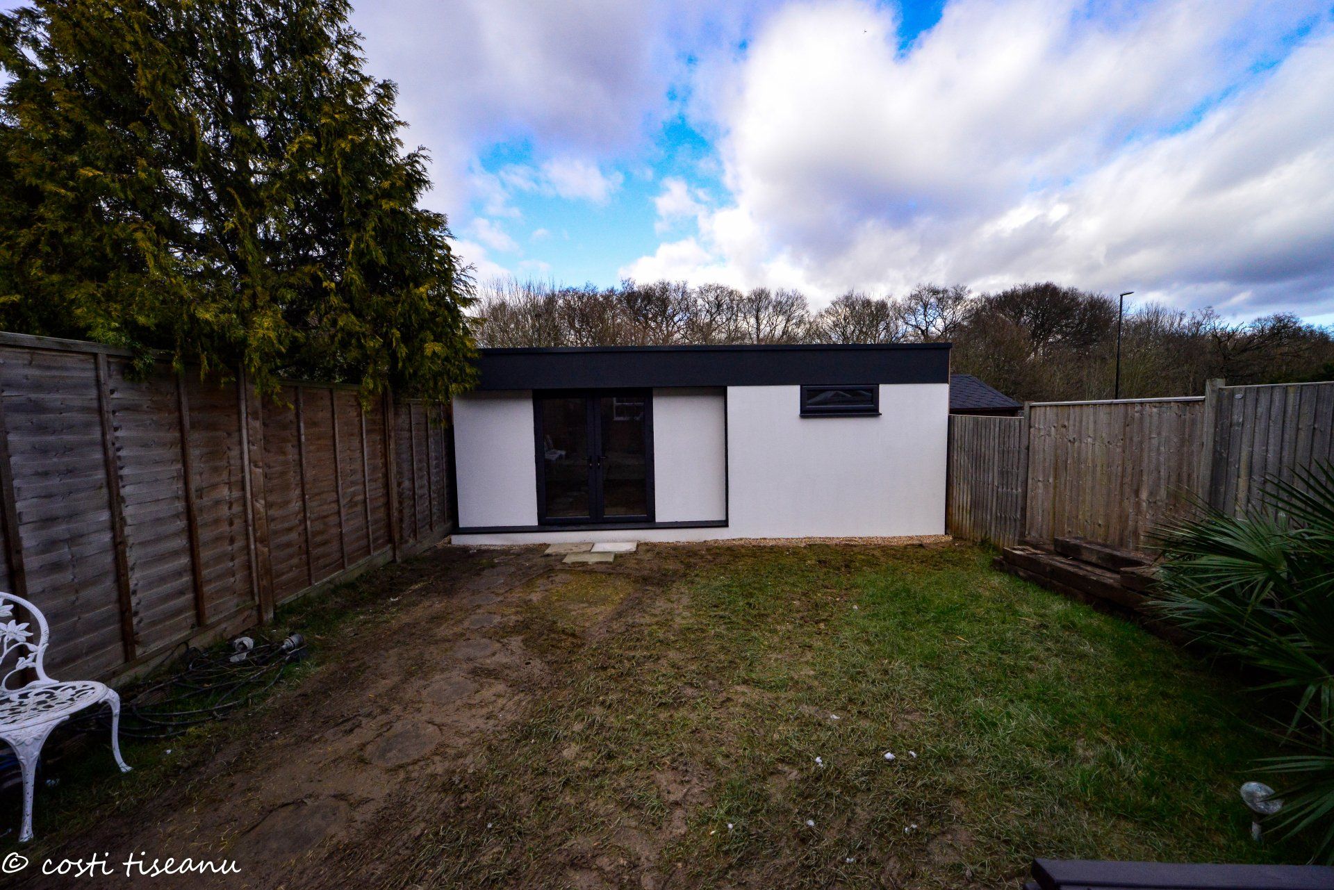 Garden room for guests