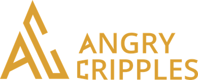 Das Logo der Angry Cripples. Ein A mit schrägem Strich in der Mitte und ein größeres, schmaleres C mit scharfen Kanten, das am A lehnt. Das Ganze ergibt ein Dreieck. Daneben steht Angry Cripples. Alles in gelben Buchstaben.