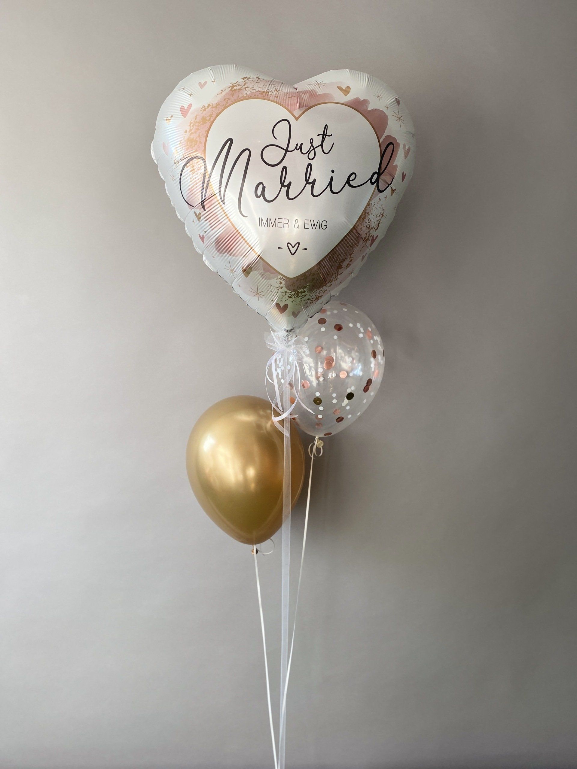 Ballondekoration, Folienballon, Folienzahlen, Luftballon Helium, Speyer, Taufe, Geburtstag, Fotograf, Germersheim, Landau, Bad Dürkheim, Neustadt, Hassloch, Luftballon, Ballondekoration, Dekoration, Hochzeit, Runder Geburtstag, Freie Redner, Dekoration, Dekoballon, Location, Helium, Ballonstrauß, Erster Geburtstag, Geschenk, Kindergeburtstag, Chromeballon, Folienzahl, Dekoration, Kommunion, Taufe, Konfirmation, DJ, Feiern, Party, Dekorieren, Airwalker, Zahlen, Buchstaben, Event, Ballon, Babyparty, Junggesellenabschied, Gender Reveal Party, Standesamt, Trauung, Balloon, Hockenheim, Heidelberg