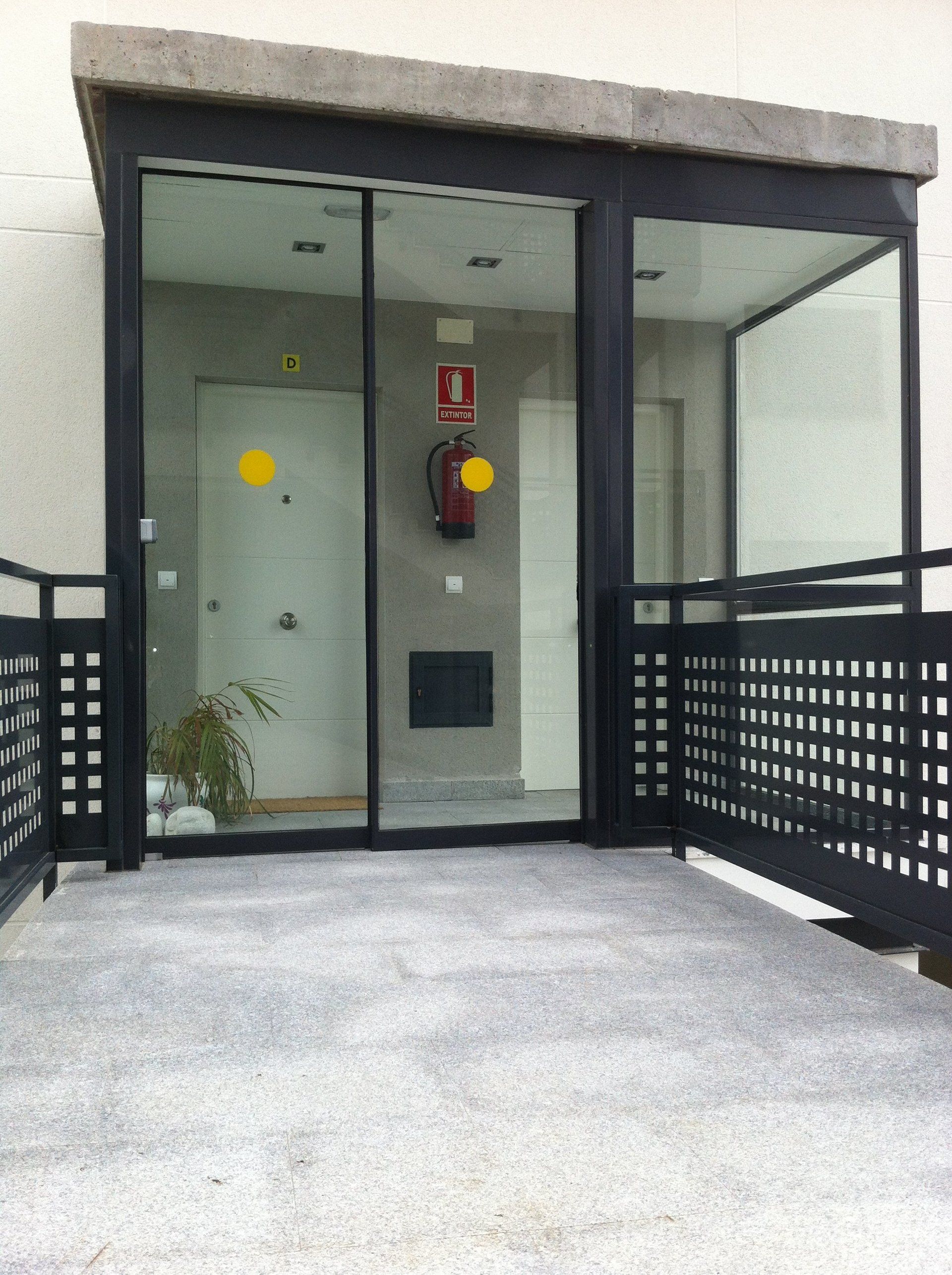 automatismos puertas peatonales