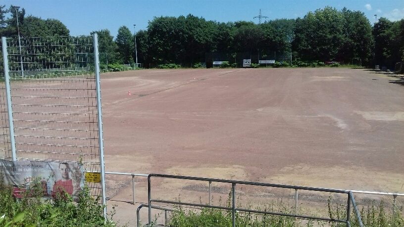 ehemaliger Ascheplatz