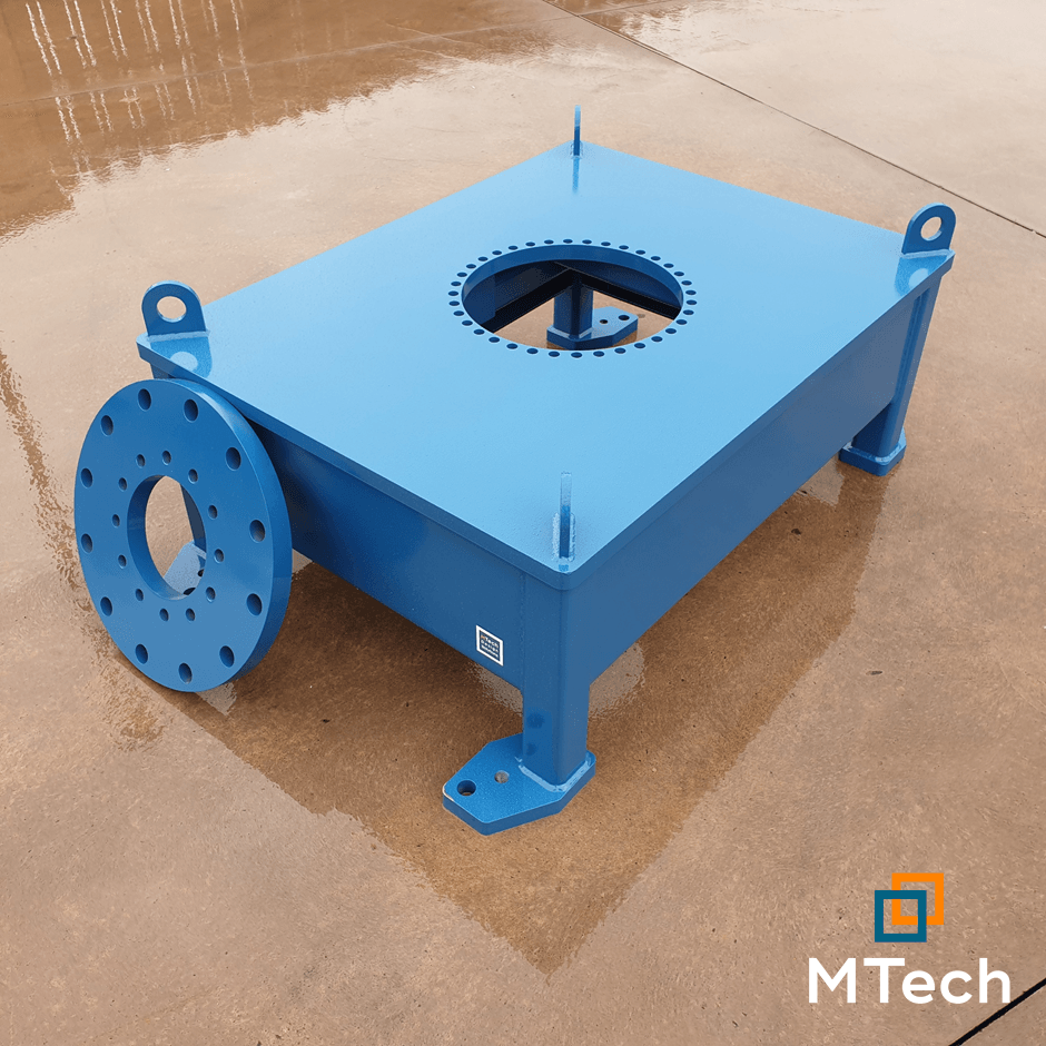 Waste water treatment support structure for mixing paddle