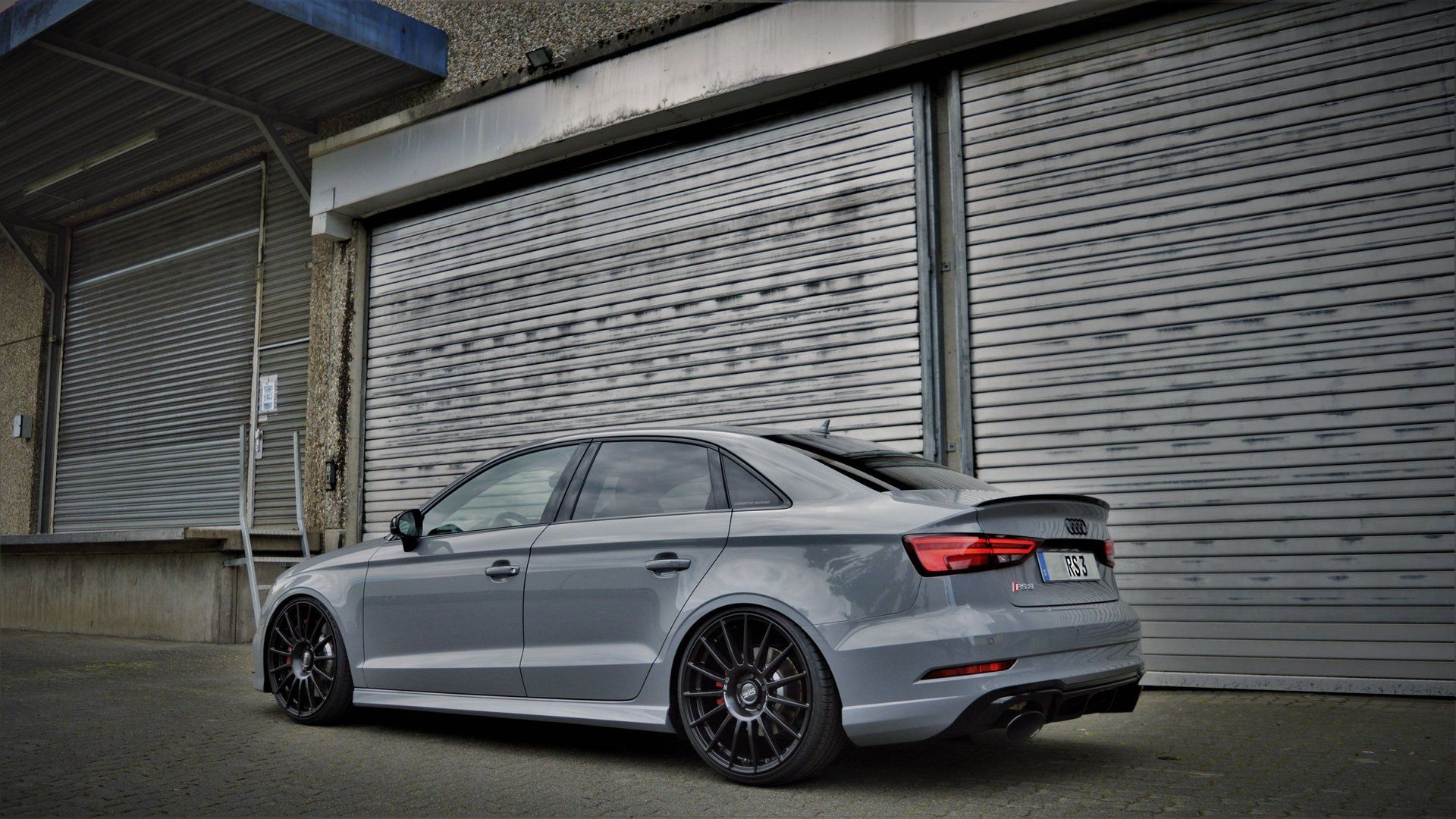 Audi RS 3 Audi RS 3 mit gepfeffert Gewindefahrwerk