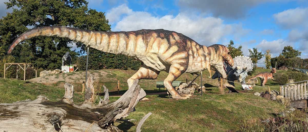 ¿Los niños están listos para encontrarse con los dinosaurios de Paléopolis?