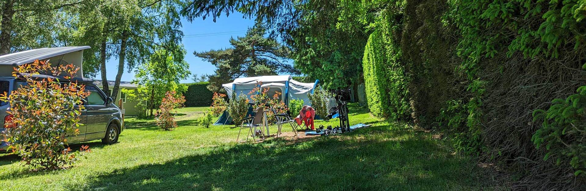 Parcela de camping para tienda, caravana, furgoneta o autocaravana en Auvernia