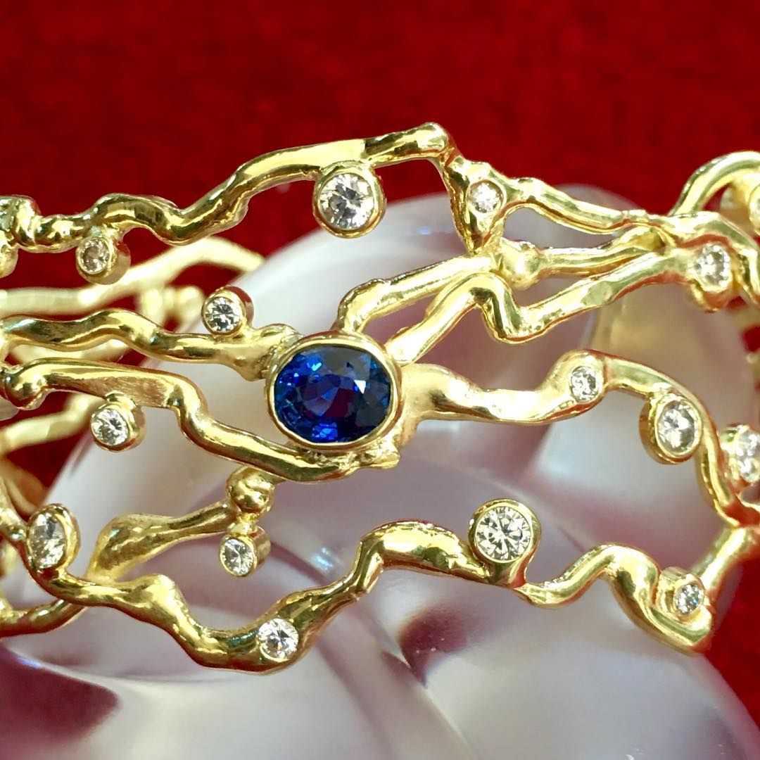 Royal Blue unheated Burmese Sapphire 18k Gold (22k finish) fine quality diamonds in organic vine motif bracelet Men's Jewelry crafted by David Porter Jewelry